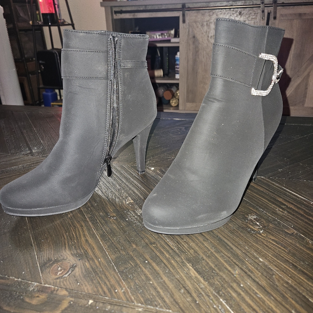 Ankle boots